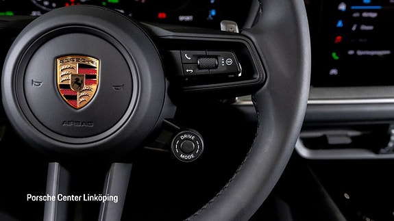 Porsche Cayenne 18 of 24