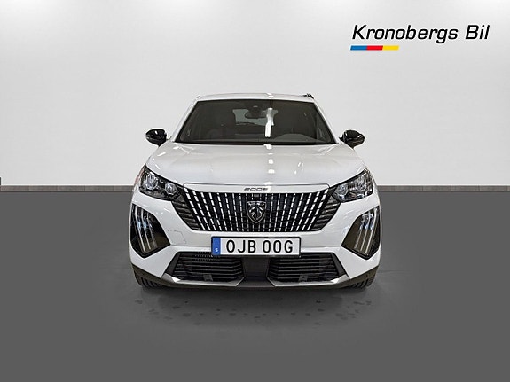 Peugeot 2008 2 of 5