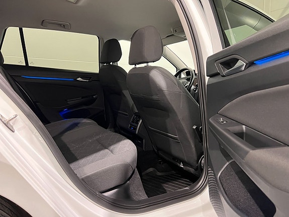 Volkswagen Golf VIII 9 of 25