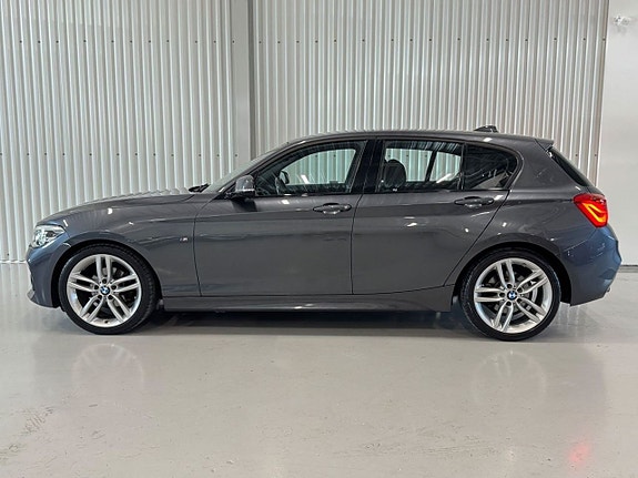 BMW 118i 9 of 24