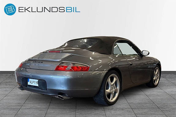 Porsche 911 Carrera 5 of 5