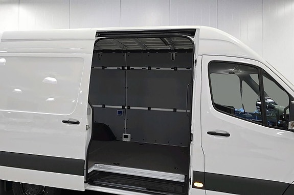 Mercedes-Benz eSprinter 414 10 of 10