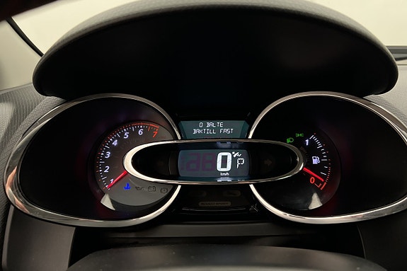 Renault Clio 12 of 29