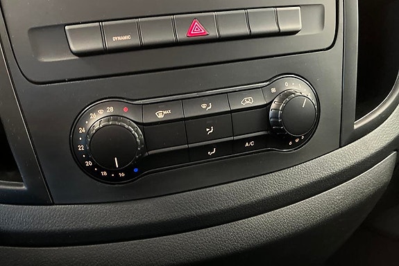 Mercedes-Benz eVito 112 13 of 16