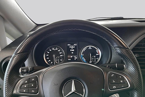 Mercedes-Benz eVito 112 10 of 16