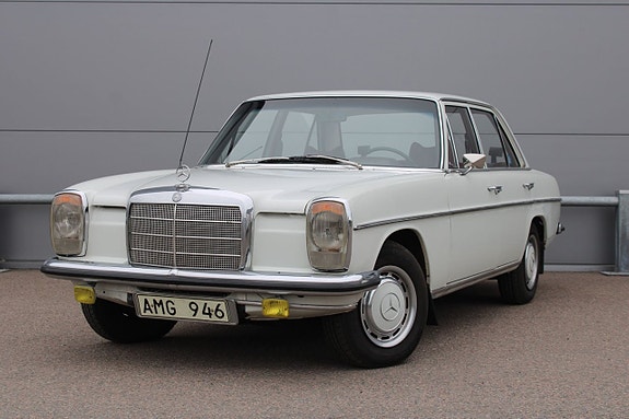Mercedes-Benz 200