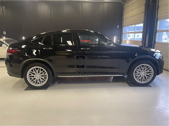 Mercedes-Benz GLC300 de 13 of 18