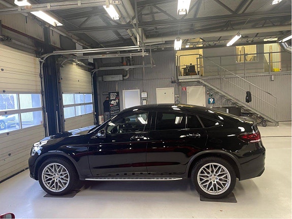 Mercedes-Benz GLC300 de 6 of 18
