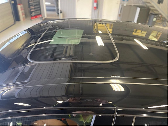 Mercedes-Benz GLC300 de 9 of 18