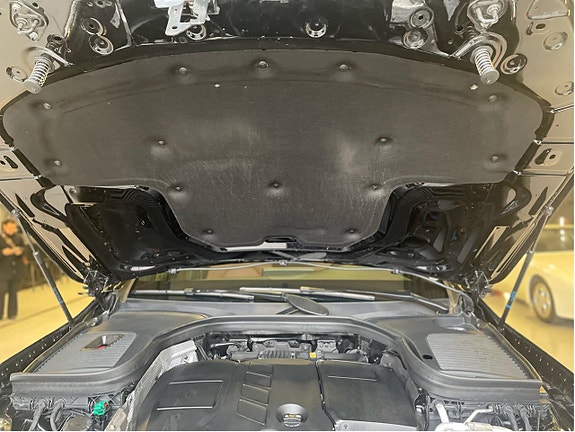 Mercedes-Benz GLC300 de 16 of 18