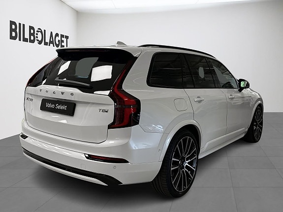 Volvo XC90 4 of 5