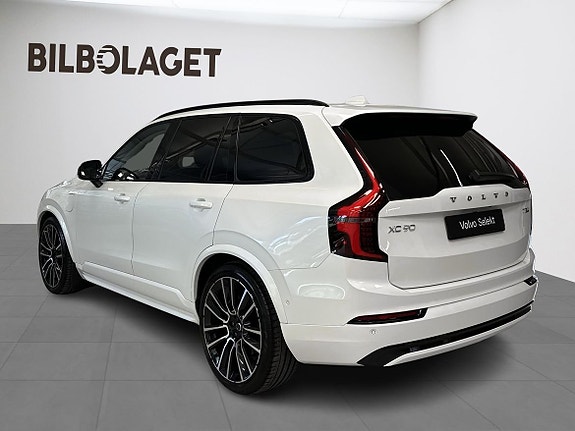 Volvo XC90 3 of 5