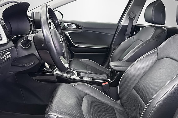 Kia Ceed 4 of 19