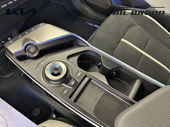 Kia EV6 12 of 14