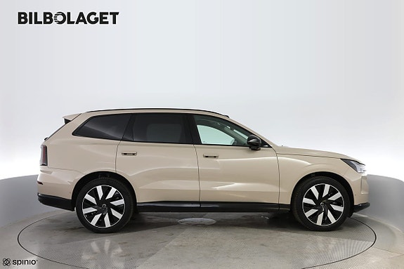 Volvo EX90 5 of 5