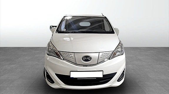 BYD eTP3 8 of 12