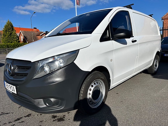 Mercedes-Benz Vito 109 3 of 10