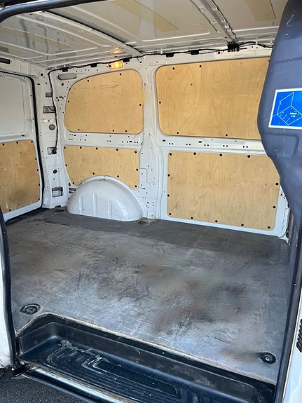 Mercedes-Benz Vito 109 9 of 10