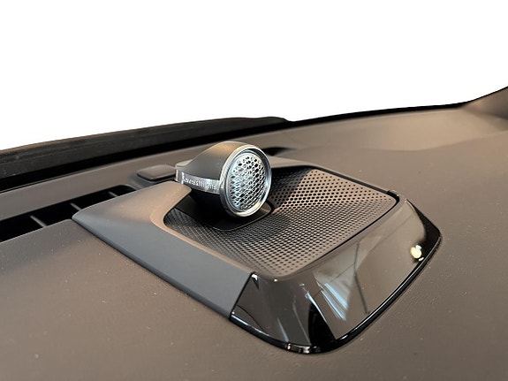 Volvo EX90 13 of 15