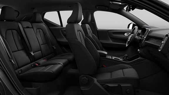 Volvo EX40 15 of 17