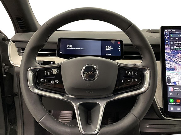 Volvo EX90 9 of 15