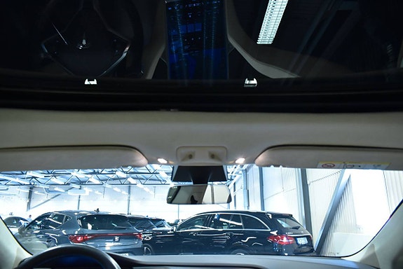 Tesla Model S 15 of 22
