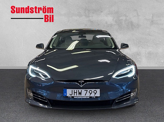 Tesla Model S 9 of 22