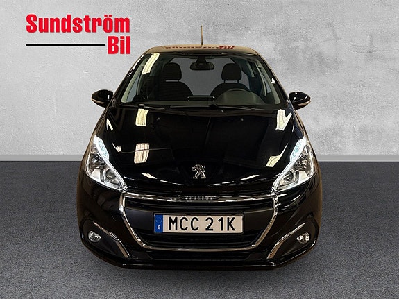 Peugeot 208 4 of 5