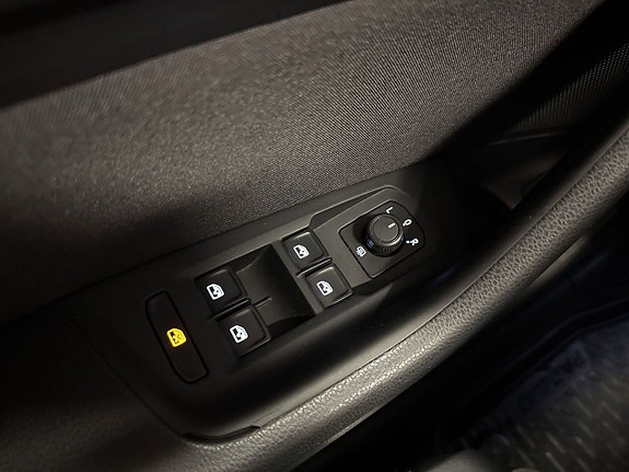 Volkswagen Passat 25 of 26