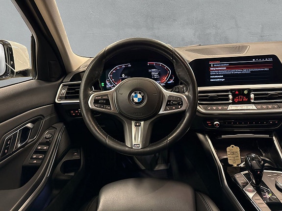 BMW 320d 15 of 24