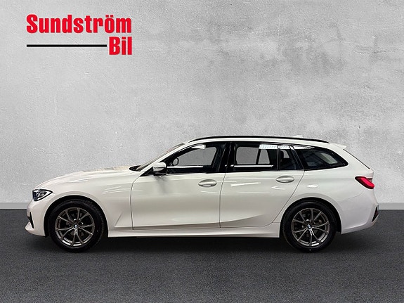 BMW 320d 4 of 24