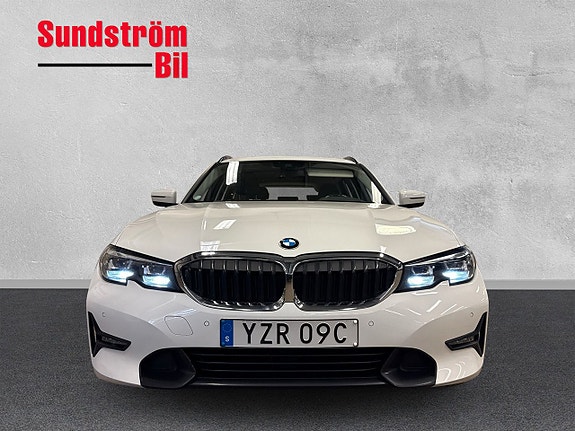BMW 320d 9 of 24