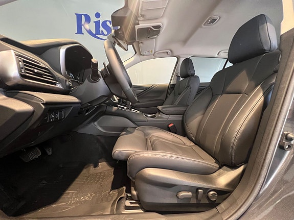 Subaru Outback 8 of 12