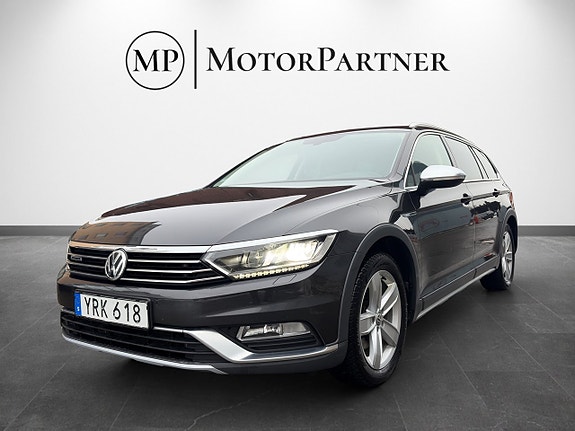 Volkswagen Passat Alltrack 4 of 5