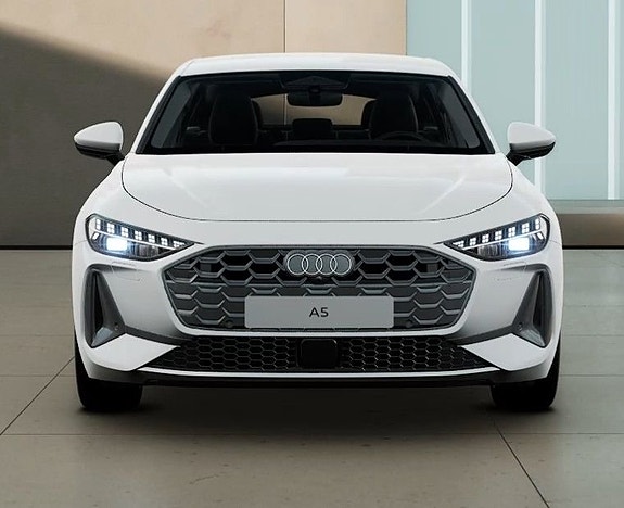 Audi A5 8 of 12