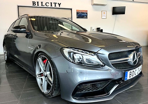 Mercedes-Benz AMG GT Black Series 2 of 5