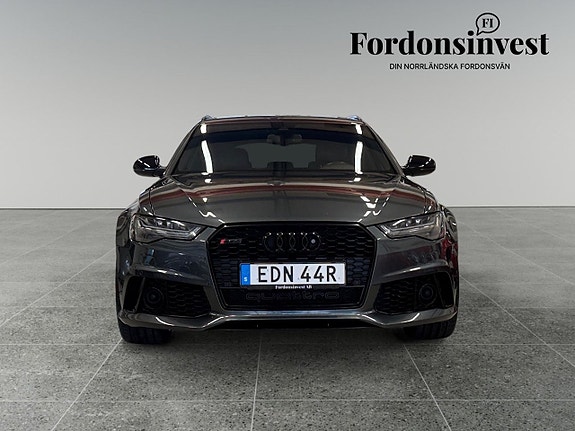 Audi RS6 2 of 5