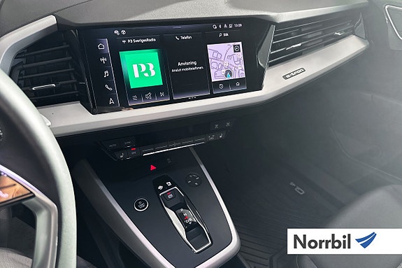 Audi Q4 e-tron 14 of 23