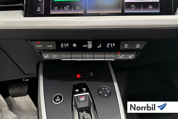 Audi Q4 e-tron 18 of 23