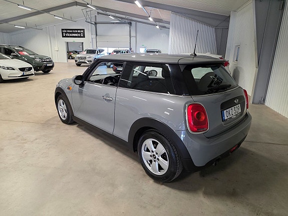 MINI One 5 of 10