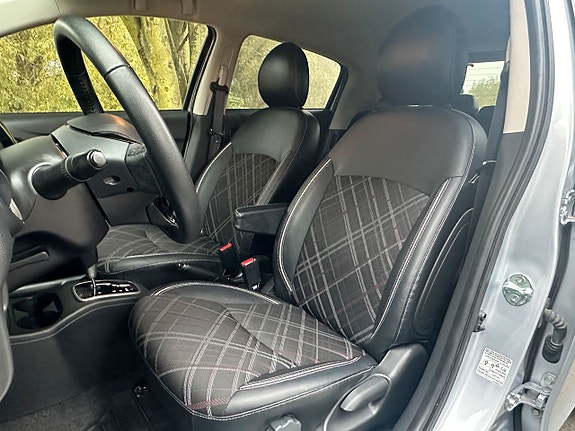 Mitsubishi Space Star 11 of 19