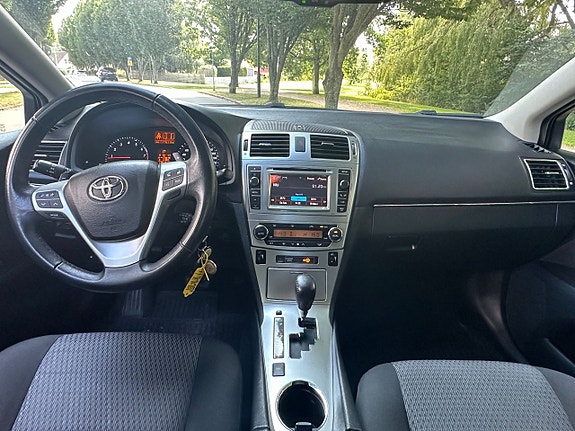 Toyota Avensis 15 of 20
