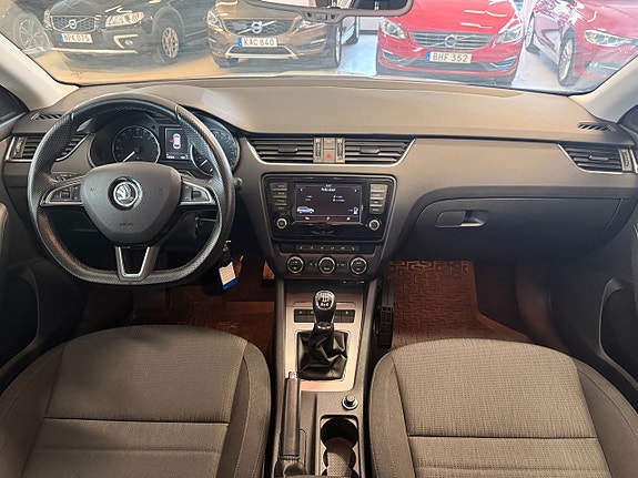 Skoda Octavia 5 of 5