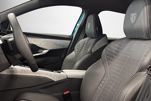 Peugeot 3008 6 of 18