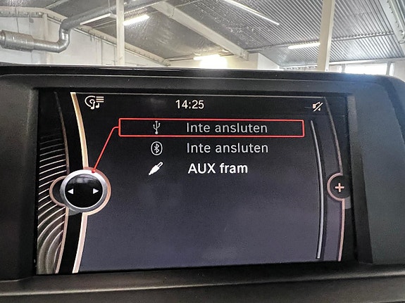 BMW 120 11 of 16