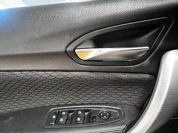 BMW 120 15 of 16