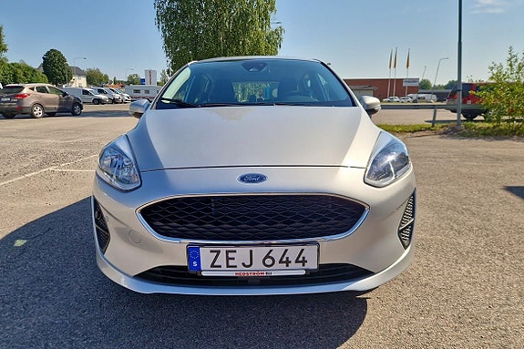 Ford Fiesta 11 of 14