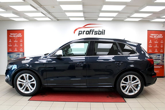 Audi SQ5 2 of 5