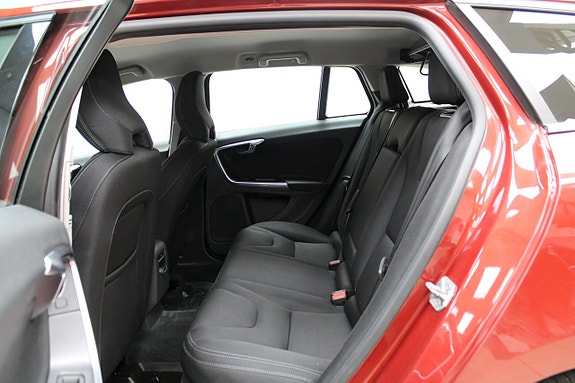 Volvo V60 19 of 27