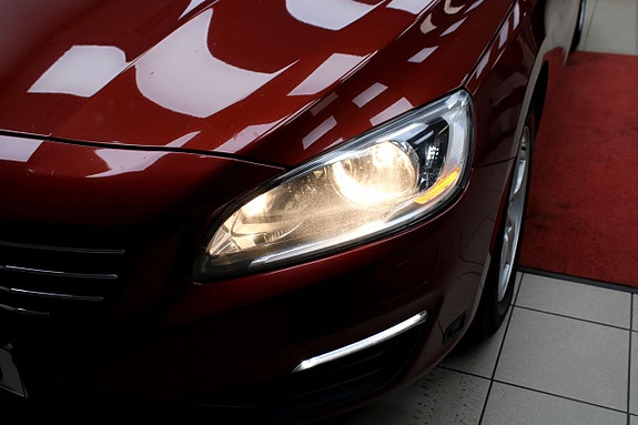 Volvo V60 23 of 27